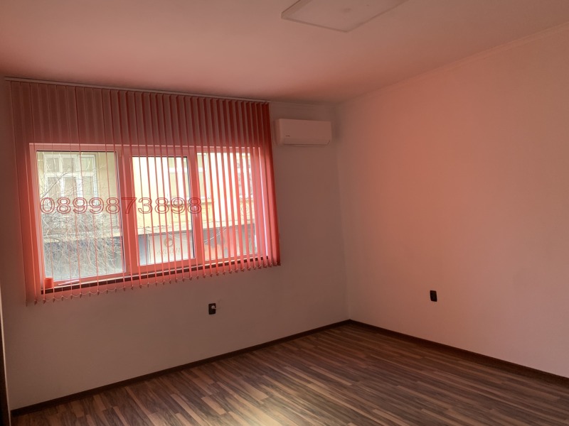 Do wynajęcia  3 sypialnie Sofia , Centar , 100 mkw | 17630849 - obraz [13]
