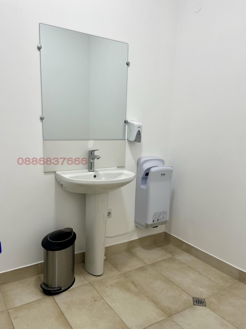 Дава под наем ОФИС, гр. Карлово, област Пловдив, снимка 11 - Офиси - 53199020