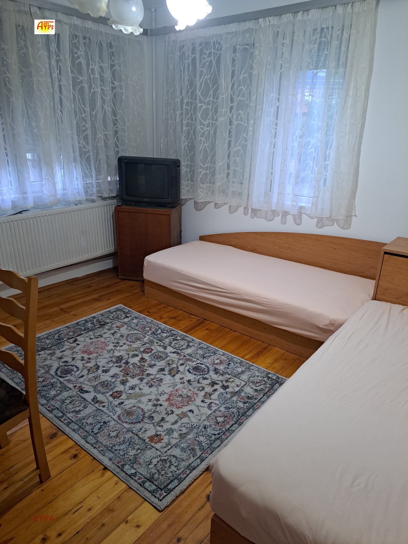 Дава под наем КЪЩА, гр. Враца, Център, снимка 2 - Къщи - 53265337