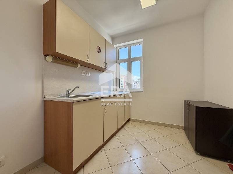 Издаје се  Канцеларија Софија , Центар , 92 м2 | 72650715 - слика [8]