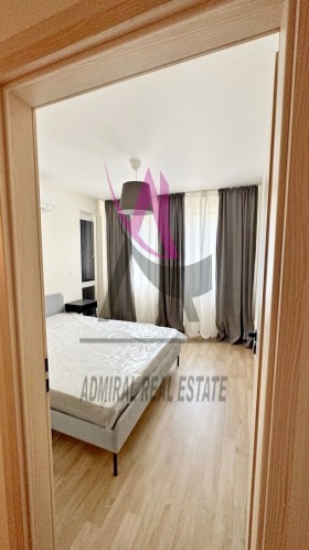 1 chambre Okrajna bolnitsa-Generali, Varna 3