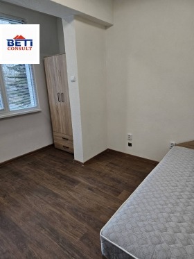 ���� ��� ���� 3-����� | Imot.bg � ����� ������ 12