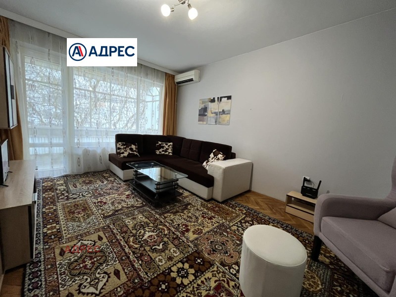 Дава под наем 3-СТАЕН, гр. Варна, Левски 1