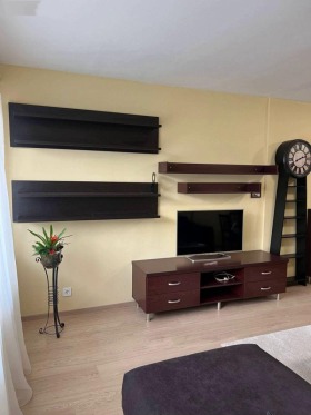 1 chambre Stoudentski grad, Sofia