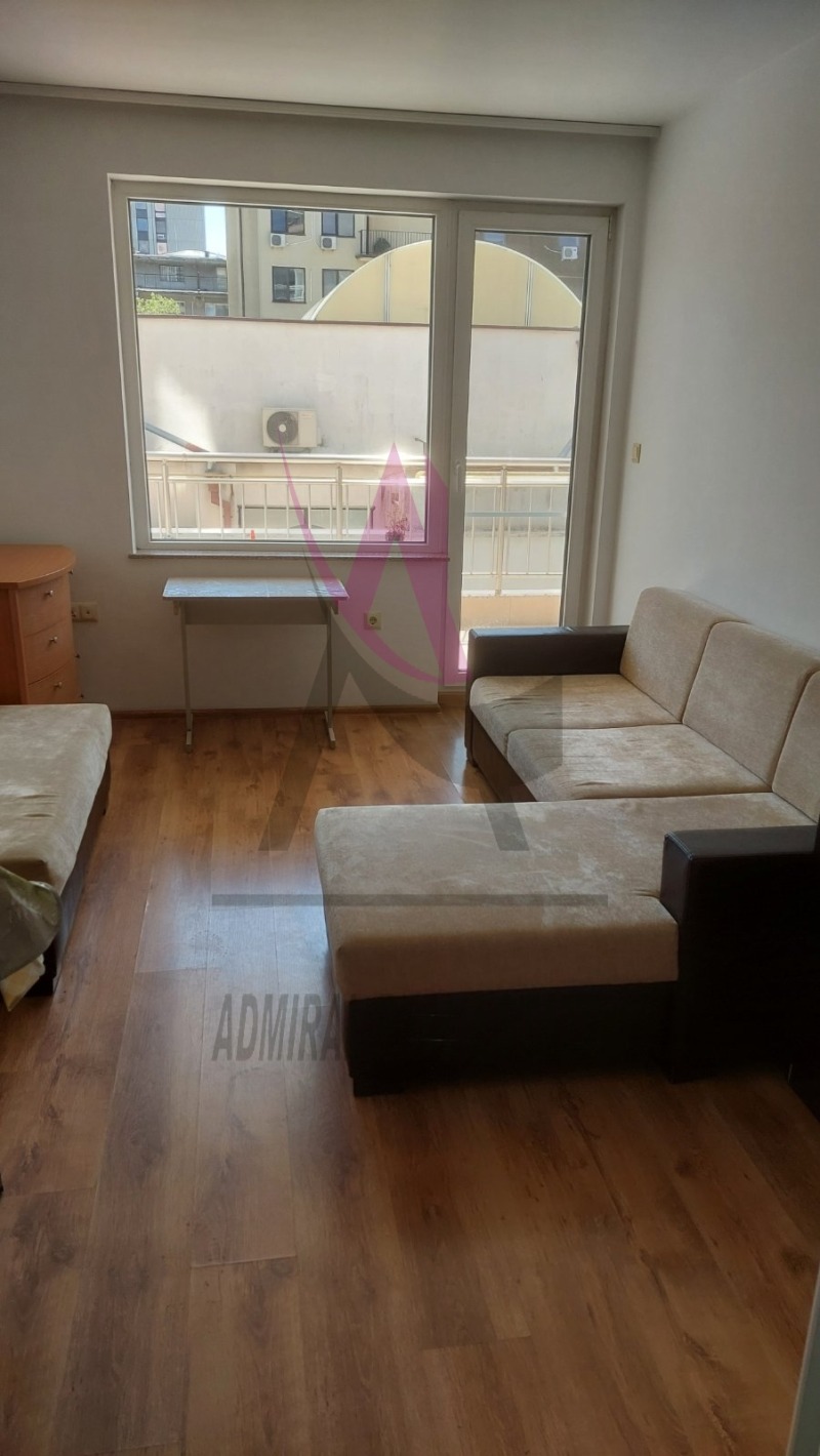 K pronájmu  1 ložnice Varna , Asparuchovo , 75 m2 | 34913332 - obraz [2]