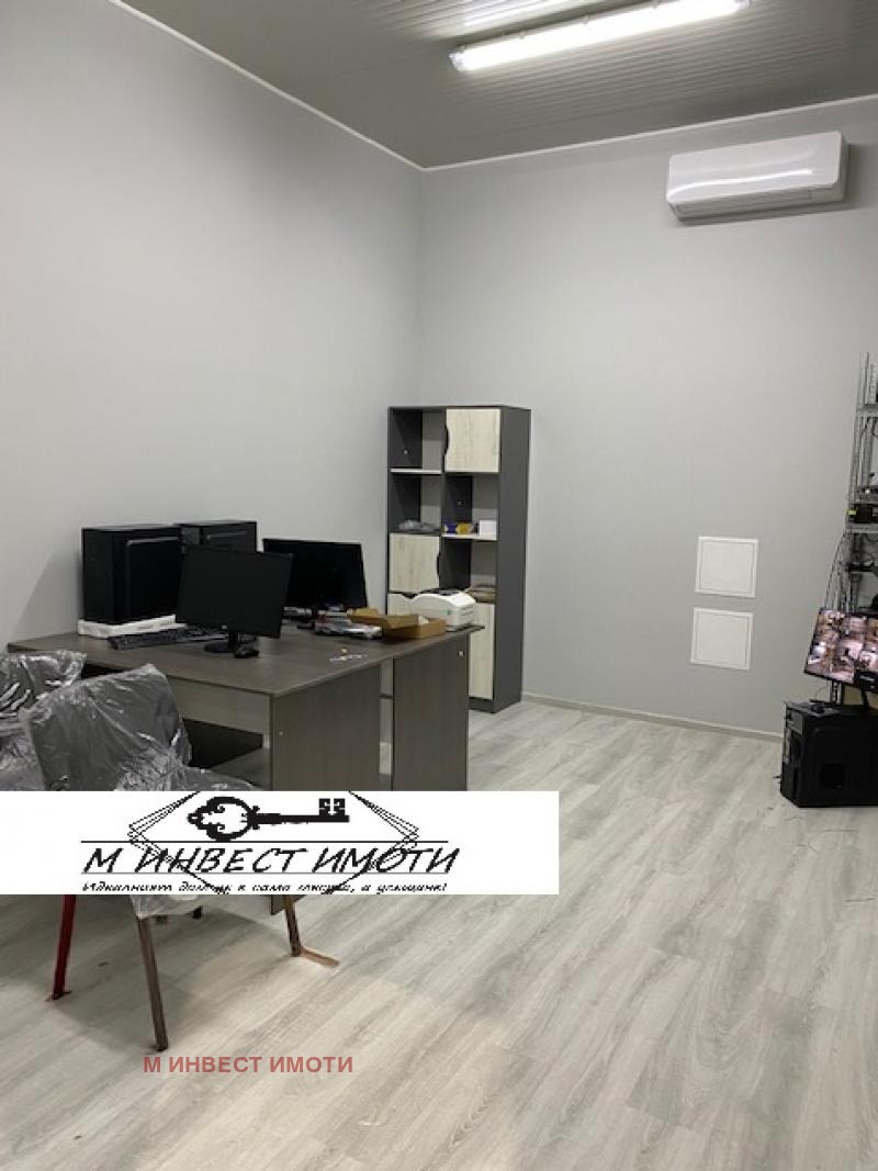 Te huur  Winkel Plovdiv , Industrialna zona - Jug , 600 m² | 60251691 - afbeelding [4]