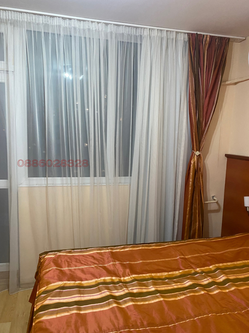 K pronájmu  1 ložnice Pernik , Centar , 60 m2 | 65284053 - obraz [9]