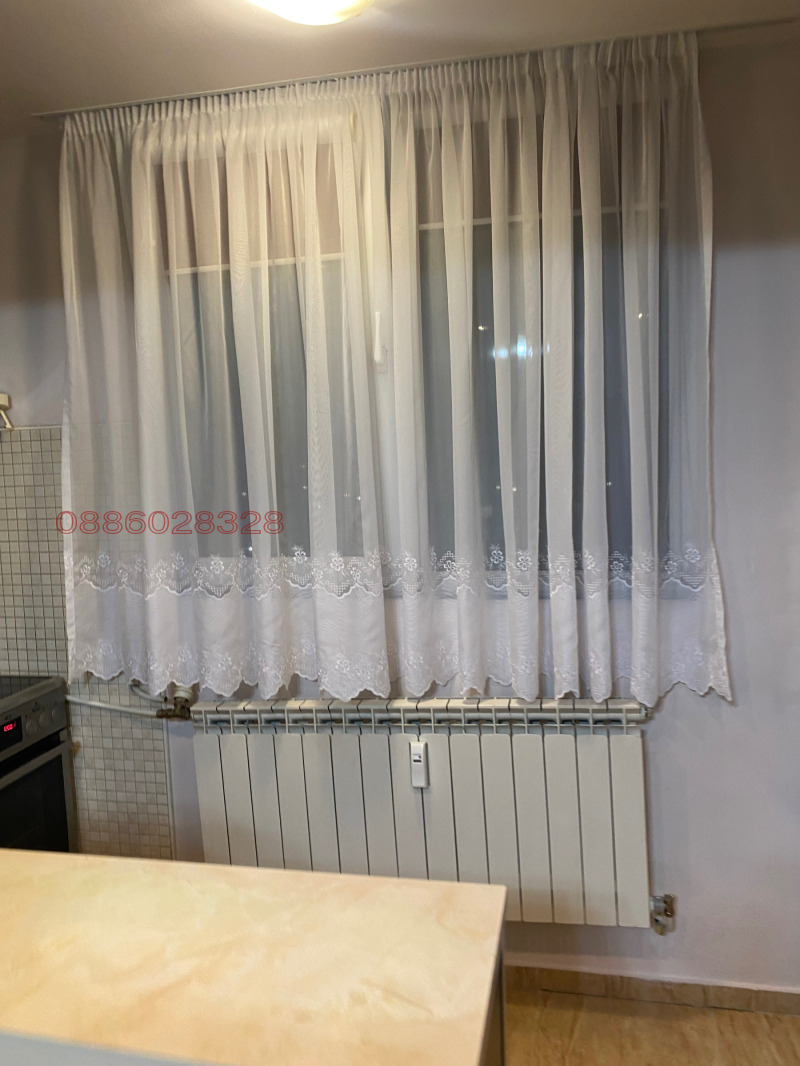 K pronájmu  1 ložnice Pernik , Centar , 60 m2 | 65284053 - obraz [6]