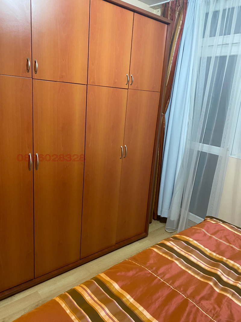 K pronájmu  1 ložnice Pernik , Centar , 60 m2 | 65284053 - obraz [8]