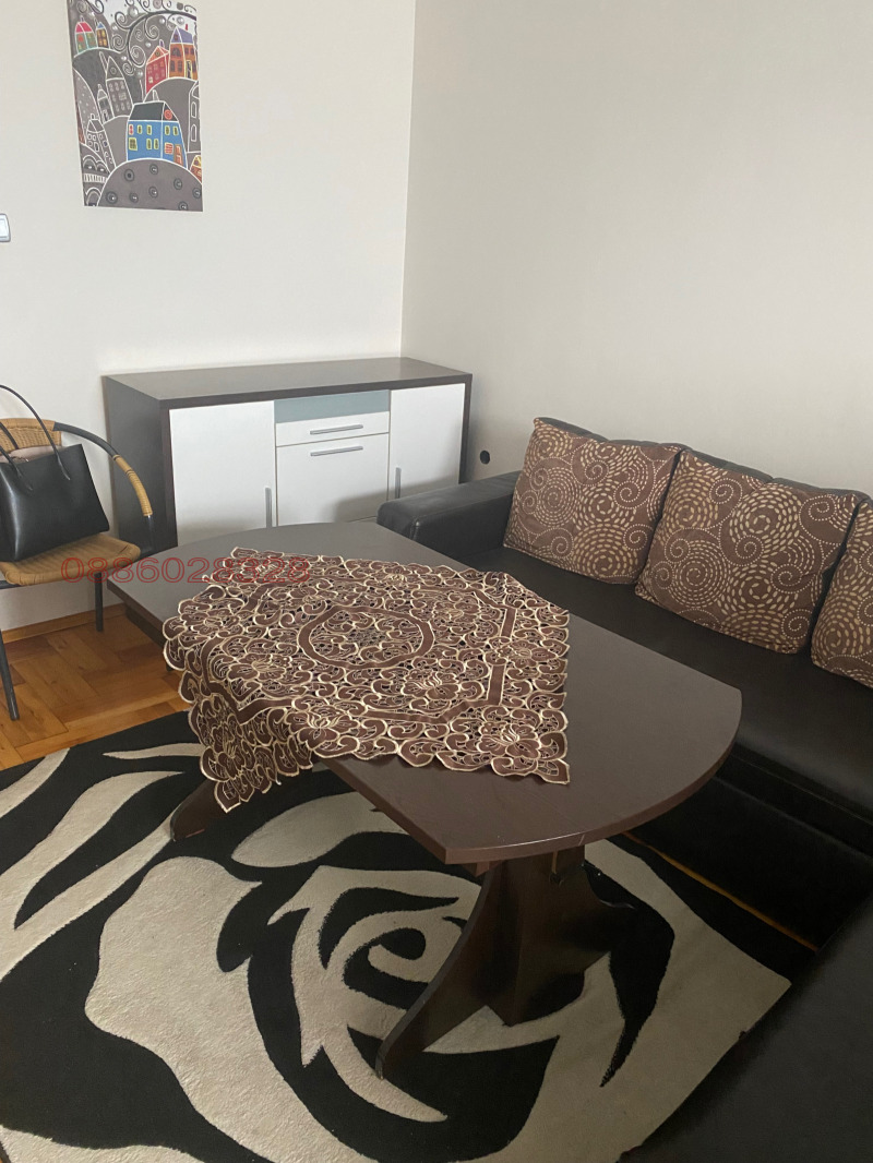 K pronájmu  1 ložnice Pernik , Centar , 60 m2 | 65284053 - obraz [5]