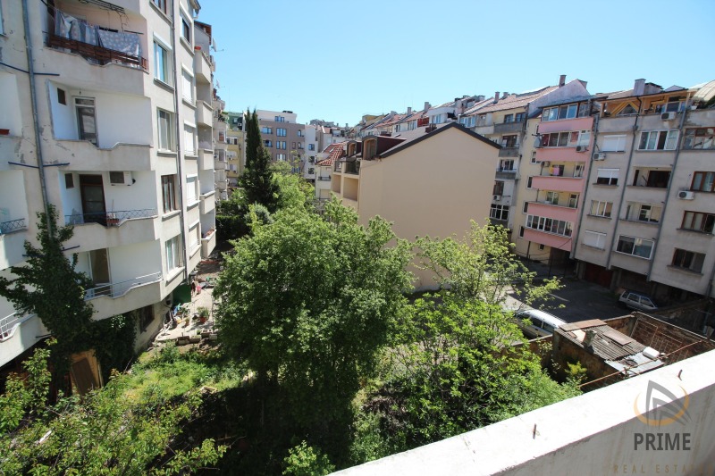 Дава под наем 3-СТАЕН, гр. Бургас, Възраждане, снимка 12 - Апартаменти - 52364049