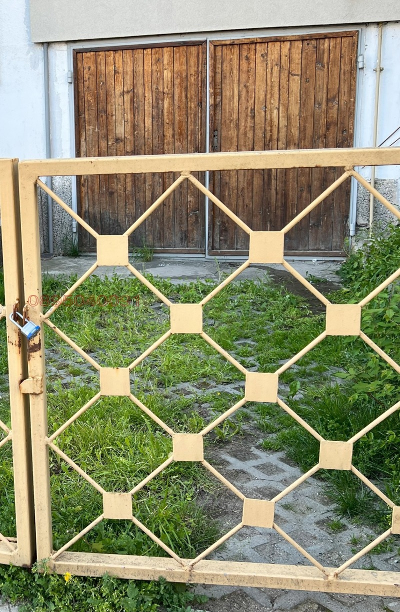 Дава под наем ГАРАЖ, ПАРКОМЯСТО, гр. София, Изток, снимка 3 - Гаражи и паркоместа - 53292388