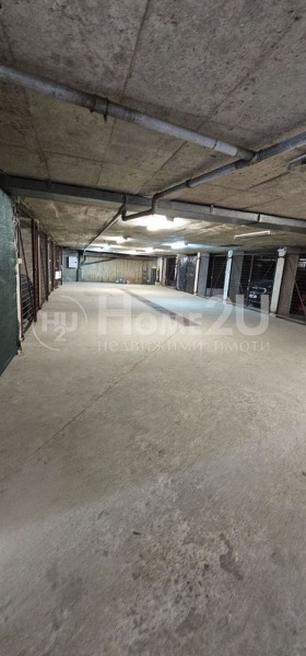 Garagem Lozenec, Sofia