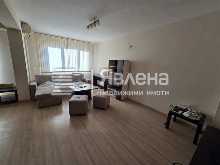Дава под наем 4-СТАЕН, гр. София, Лагера, снимка 4 - Апартаменти - 55181822