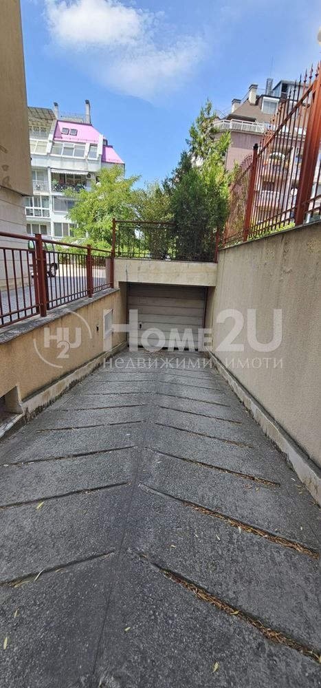 Para alugar  Garagem Sofia , Lozenec , 12 m² | 65084108 - imagem [2]