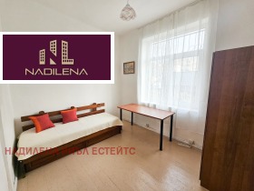 ���� ��� ���� 3-����� | Imot.bg � ����� ������ 8