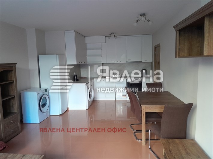 Дава под наем 2-СТАЕН, гр. София, Център, снимка 2 - Апартаменти - 56135250