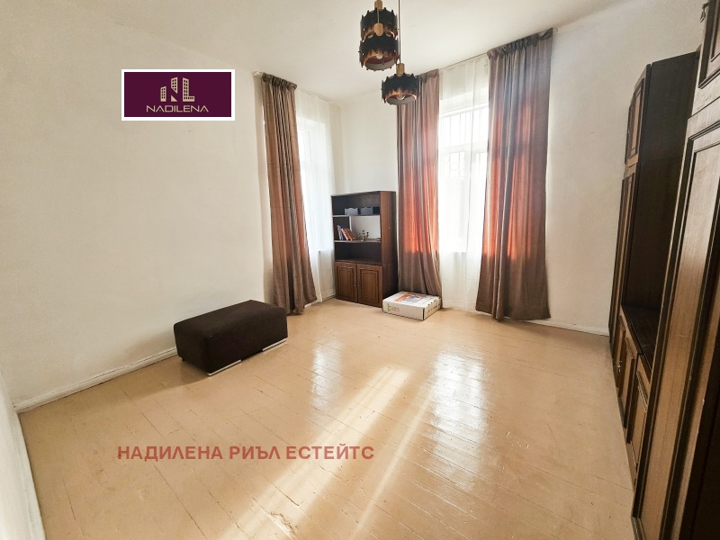 Дава под наем 3-СТАЕН, гр. София, Център, снимка 5 - Апартаменти - 52809452