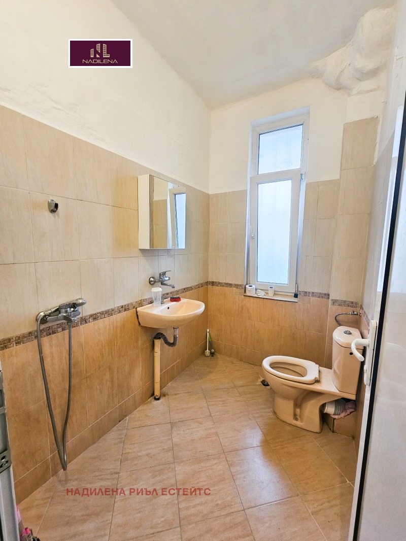 Дава под наем 3-СТАЕН, гр. София, Център, снимка 10 - Апартаменти - 52809452