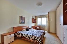 2 bedroom Lozenets, Sofia 13