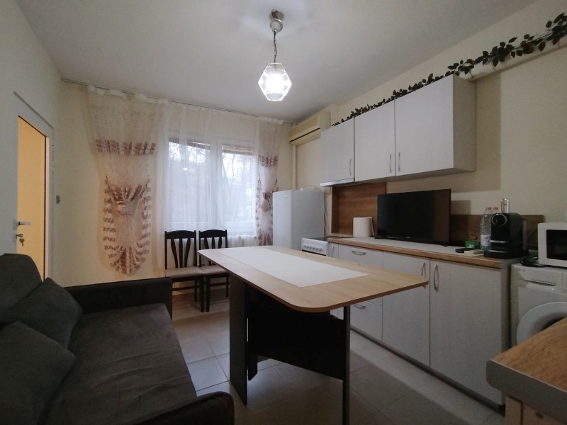 Дава под наем 1-СТАЕН, гр. Русе, Възраждане, снимка 2 - Апартаменти - 52690588