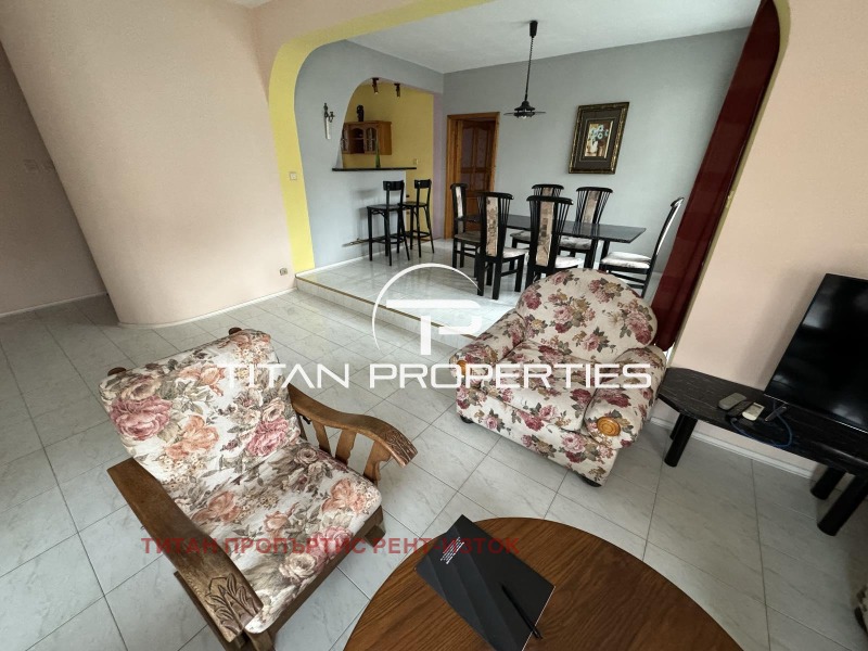 Дава под наем МНОГОСТАЕН, гр. Бургас, Лазур, снимка 2 - Апартаменти - 44874726