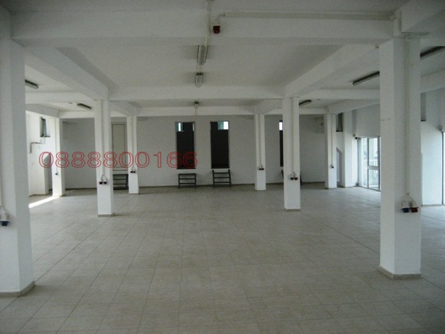 Дава под наем ПРОМ. ПОМЕЩЕНИЕ, гр. Плевен, Индустриална зона - Изток