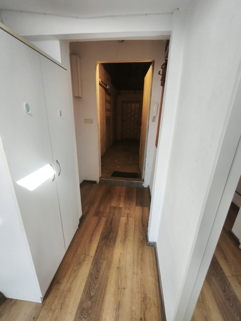 De inchiriat  Studio Varna , Grâțca mahala , 30 mp | 22930032 - imagine [6]