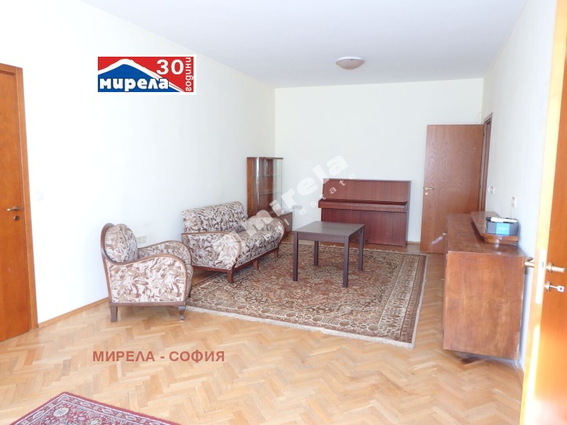 De inchiriat  Birou Sofia , Țentâr , 90 mp | 26272584