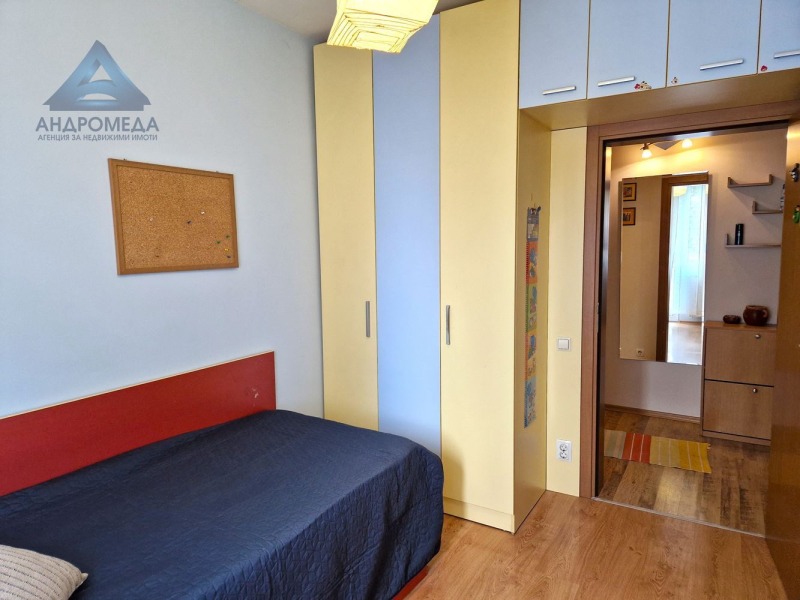 Kiadó  2 hálószobás Pleven , Sirok centar , 100 négyzetméter | 98785383 - kép [8]