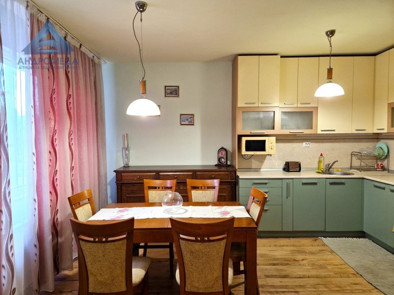Kiadó  2 hálószobás Pleven , Sirok centar , 100 négyzetméter | 98785383 - kép [3]