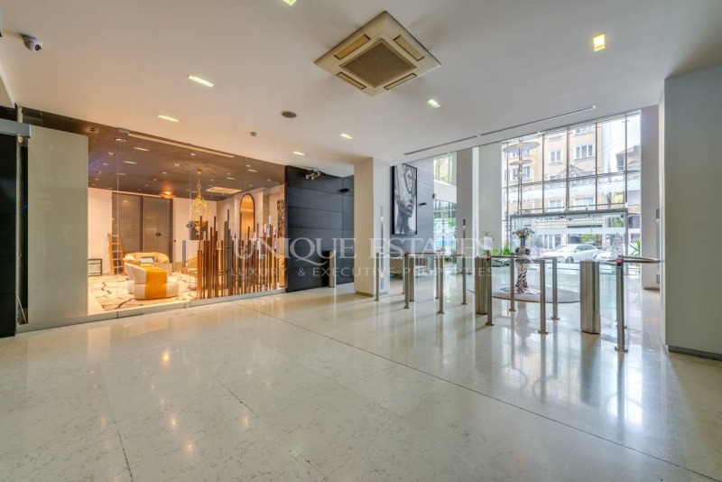 Te huur  Kantoor Sofia , Tsentar , 707 m² | 31412422