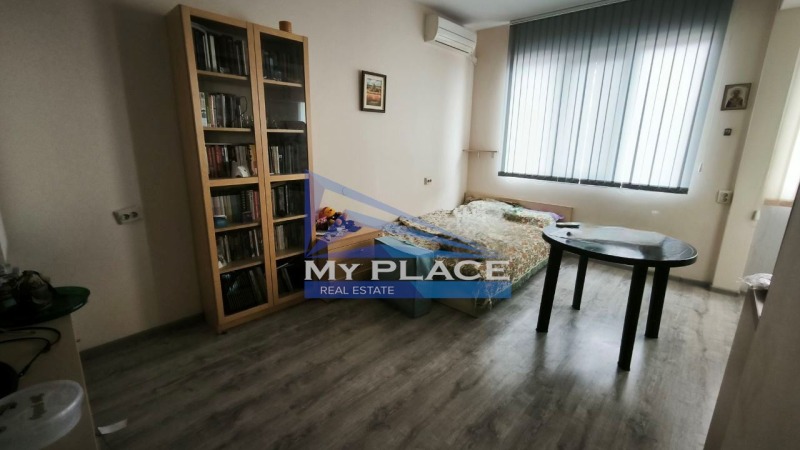 Дава под наем  2-стаен град Шумен , Добруджански , 65 кв.м | 73612076 - изображение [3]