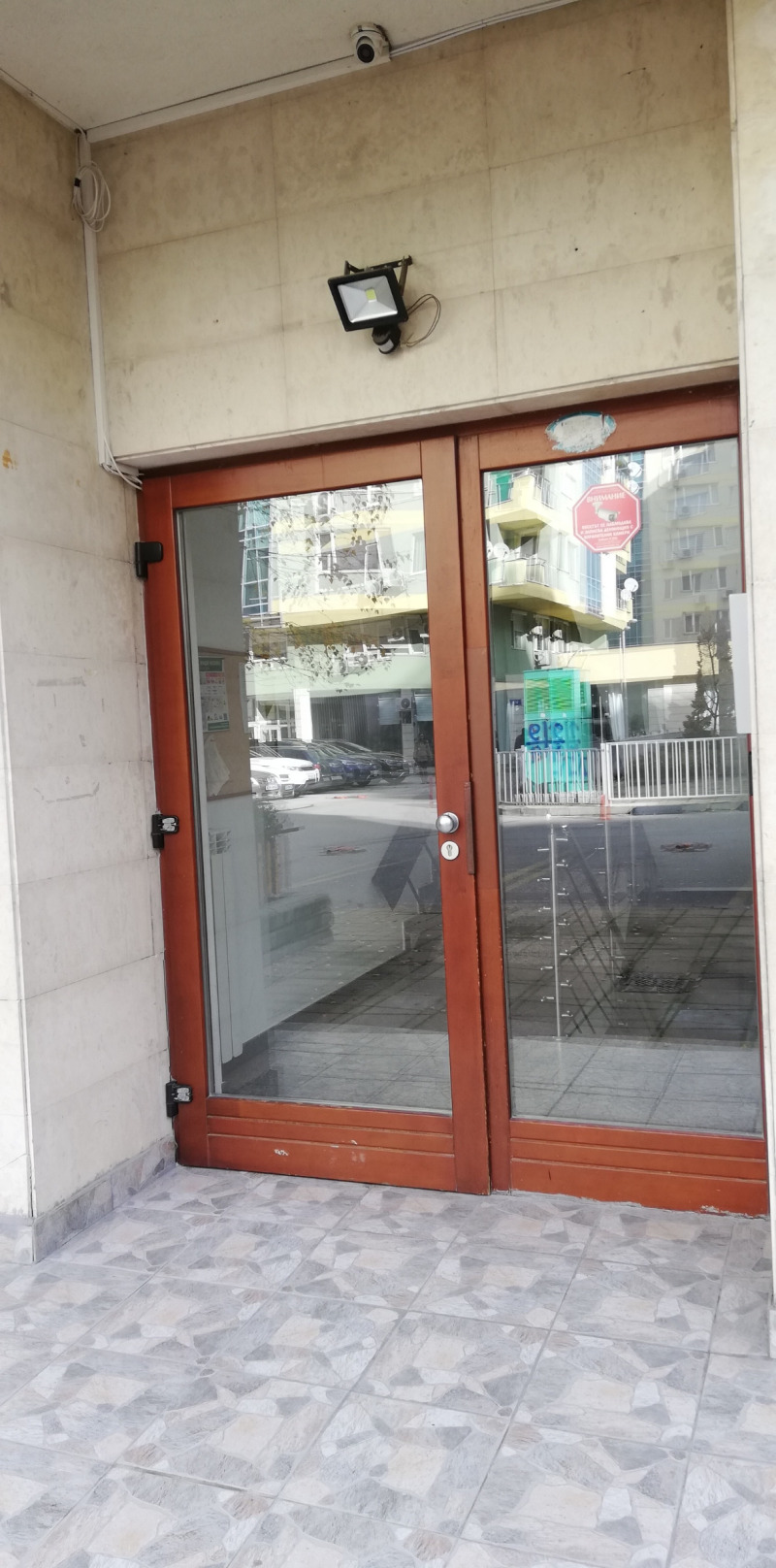 Дава под наем 2-СТАЕН, гр. София, Борово, снимка 2 - Апартаменти - 52572255