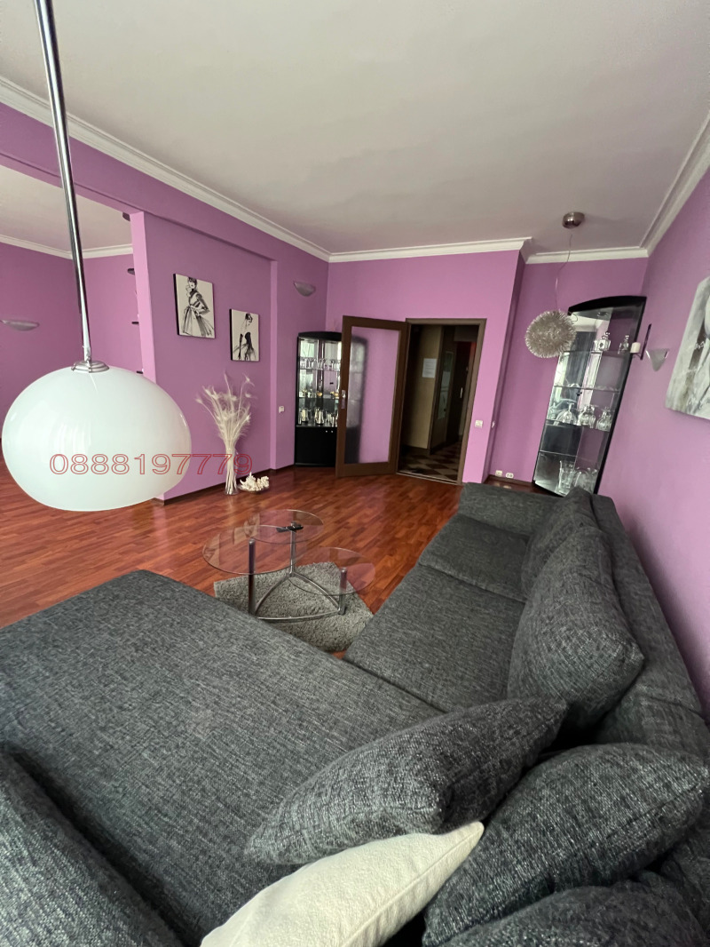 Da affittare  2 camere da letto Sofia , Tsentar , 90 mq | 21619463