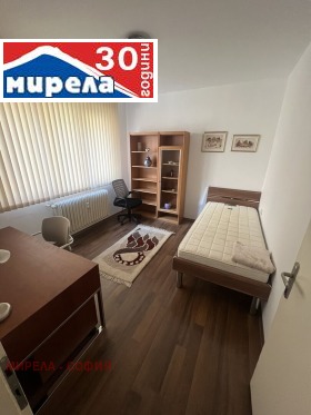 2 camere da letto Tsentar, Sofia 3