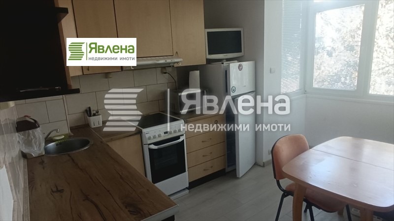 Издаје се  1 спаваћа соба Софија , Центар , 51 м2 | 38677805 - слика [2]