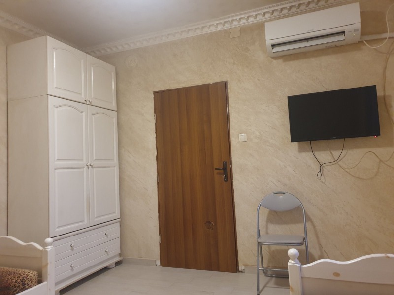 För uthyrning  Hus Golv region Plovdiv , Parvenec , 140 kvm | 97454876 - bild [4]