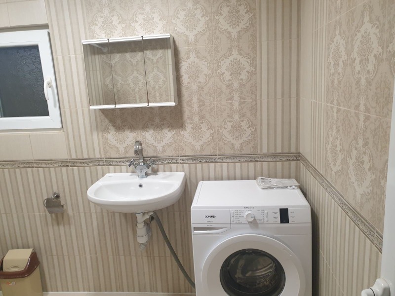 För uthyrning  Hus Golv region Plovdiv , Parvenec , 140 kvm | 97454876 - bild [9]