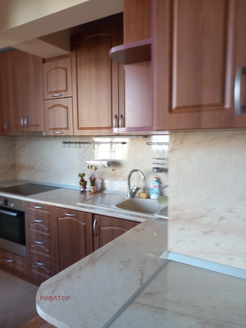 Под наем 2-СТАЕН, град Пловдив, Кючук Париж • 650 лв. • 33443172 — Holmes.bg