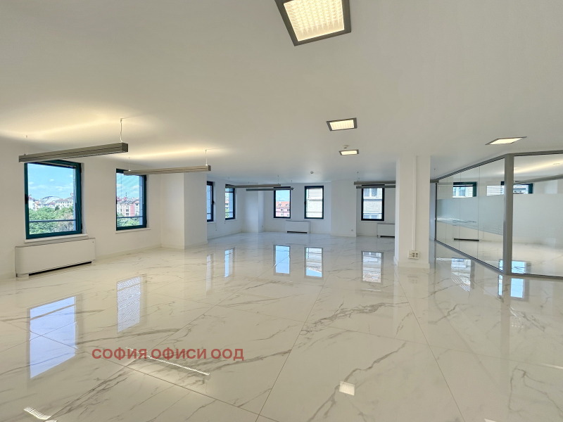 Издаје се  Канцеларија Софија , Центар , 300 м2 | 98133043 - слика [2]