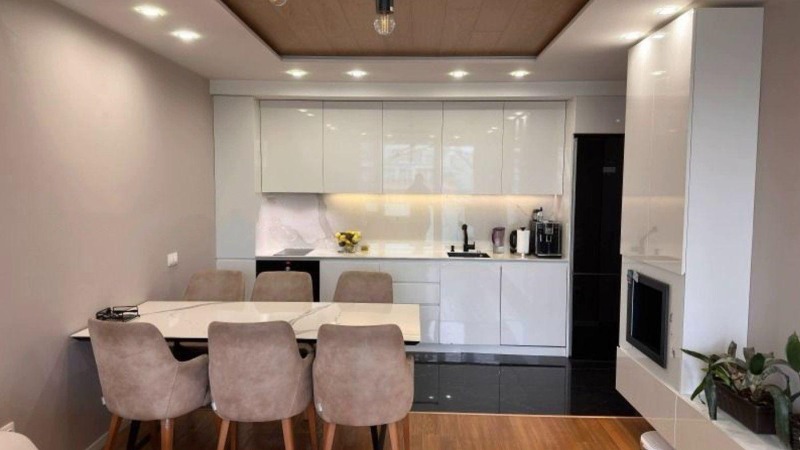 Te huur  2 slaapkamers Sofia , Izgrev , 110 m² | 58851038