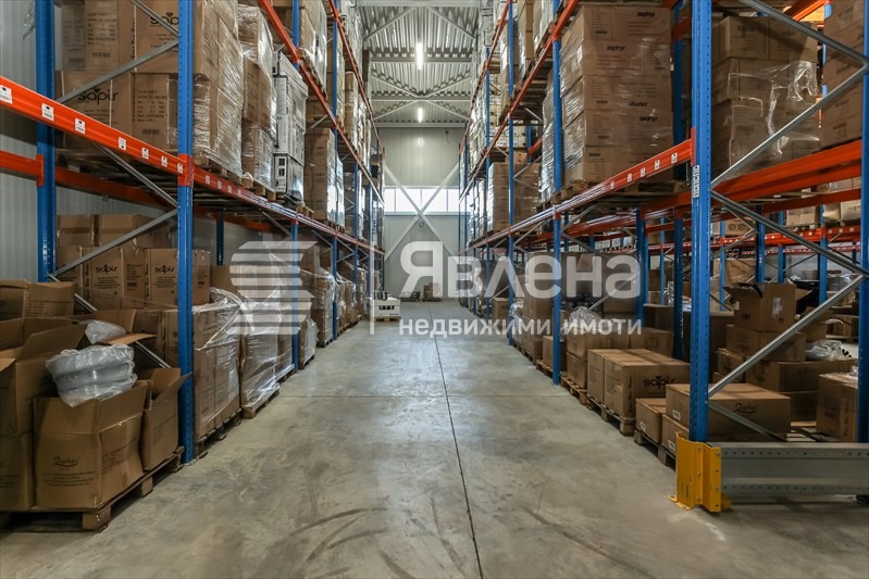 Дава под наем  Склад град София , Требич , 1000 кв.м | 75457233 - изображение [11]