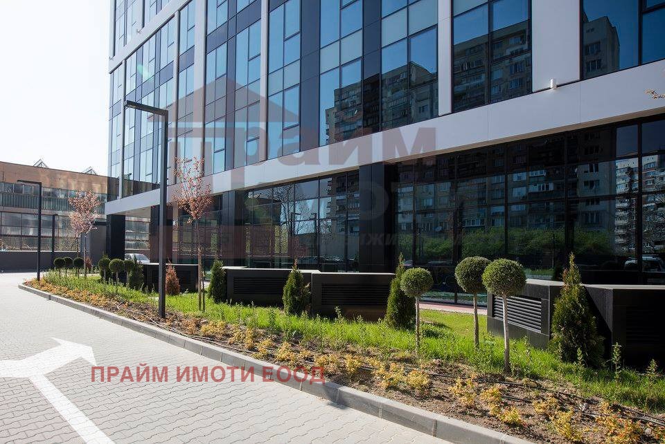 Дава под наем ОФИС, гр. София, Гео Милев