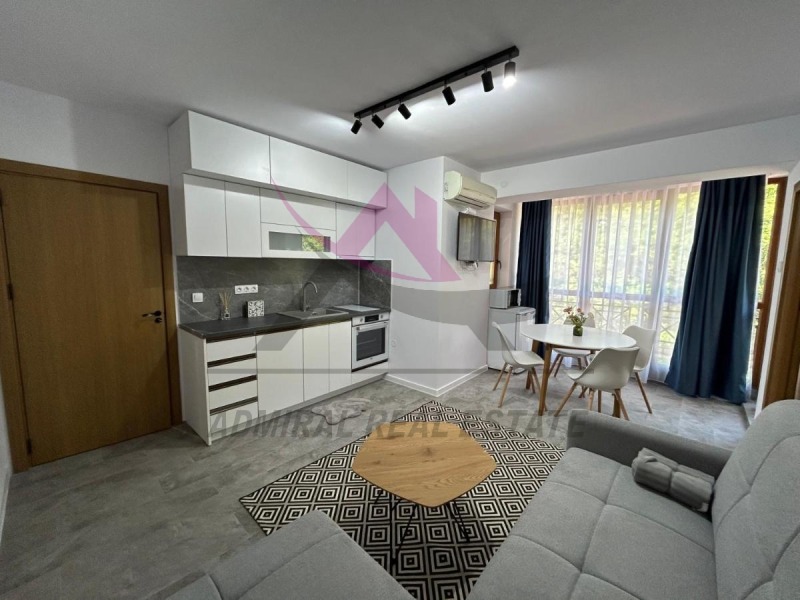 Издаје се  1 спаваћа соба Варна , к.к. Златни пјасаци , 55 м2 | 44962519