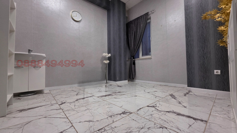 Дава под наем ОФИС, гр. Варна, Гранд Мол, снимка 7 - Офиси - 52635437