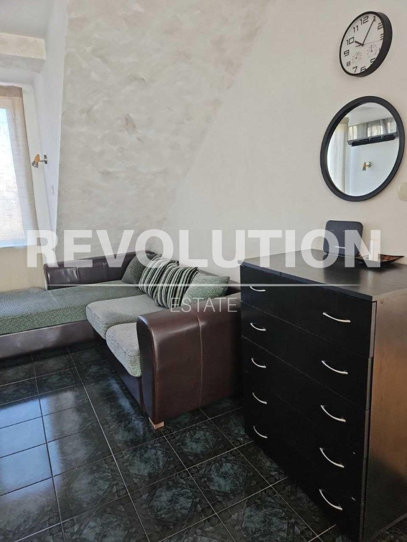 A louer  1 chambre Varna , Tsentar , 44 m² | 92861742