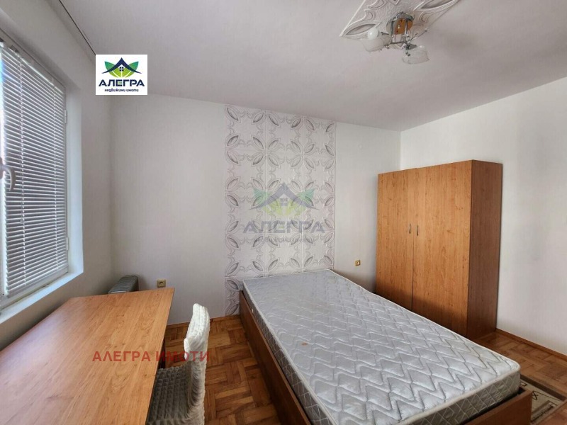 Издаје се  2 спаваће собе Пазарджик , Руски , 89 м2 | 43607016 - слика [3]