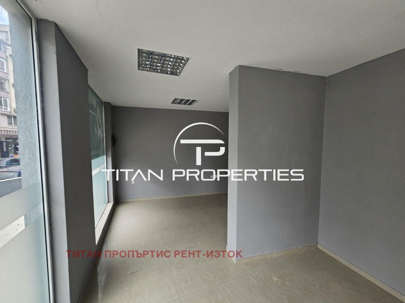 A louer  Boutique Bourgas , Meden roudnik - zona V , 22 m² | 44103592 - image [4]