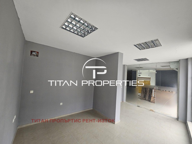 A louer  Boutique Bourgas , Meden roudnik - zona V , 22 m² | 44103592 - image [3]